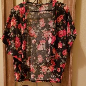 Floral short sleeved cardigan
